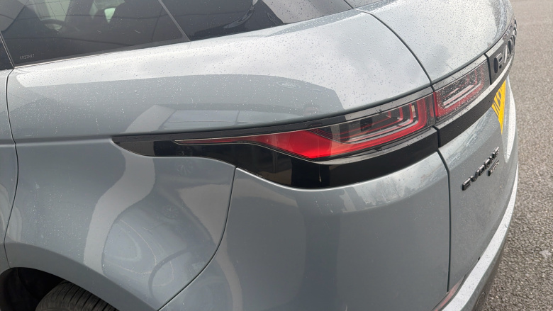 Land Rover Range Rover Evoque 2.0 D200 R-Dynamic SE 5dr Auto Diesel Hatchback